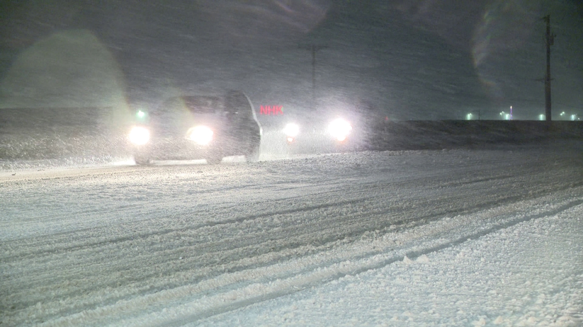 'Get off the road' | Drivers warn of Indiana's hazardous highway conditions during snow storm