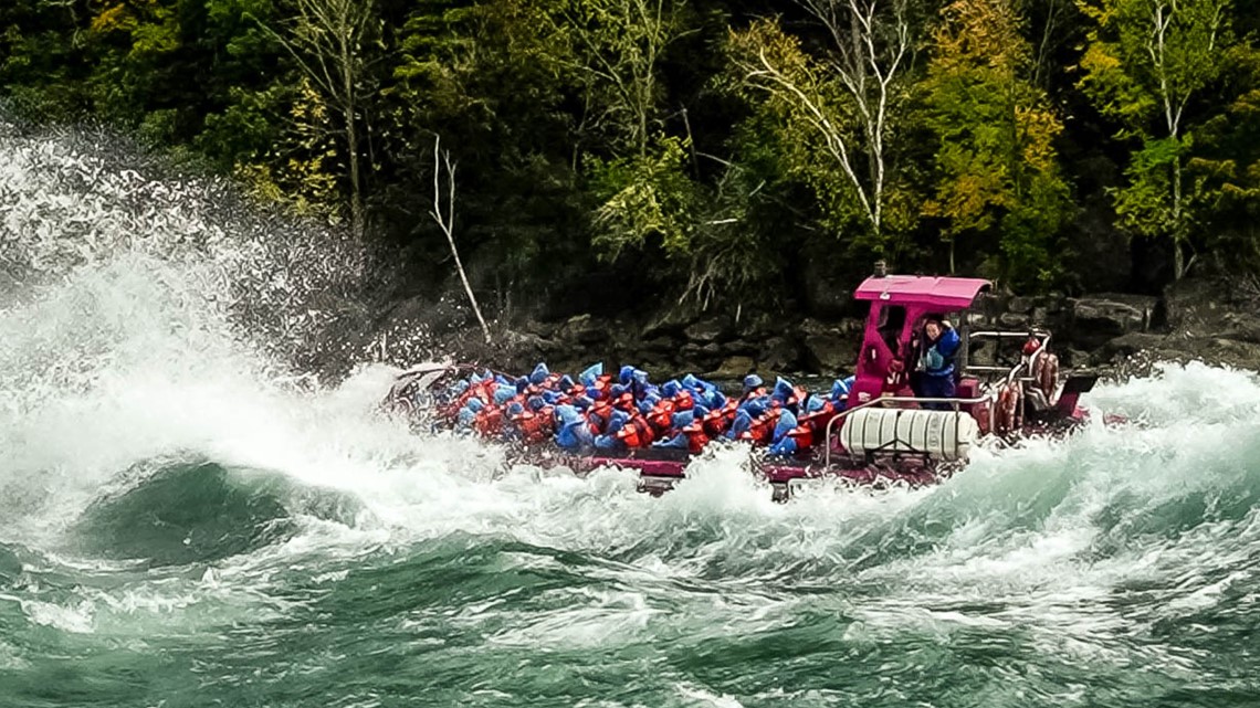 えりかページ　ワイルドビート　ゴースト　トップウォーター Whirlpool Aero Car and Jet Boat Tours | wthr.com