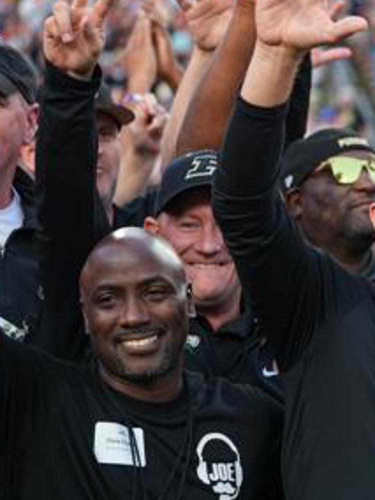 Wayne, Vinatieri, Mathis reach next step toward Hall of Fame induction ...