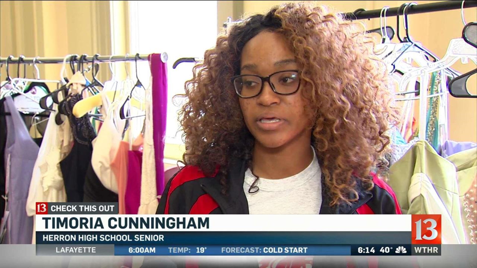 High school student gives away prom dresses