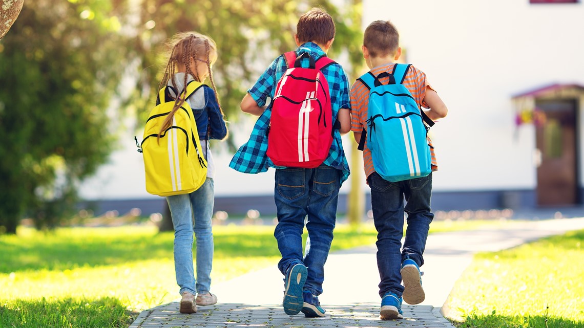 Michigan school district bans all backpacks from school buildings