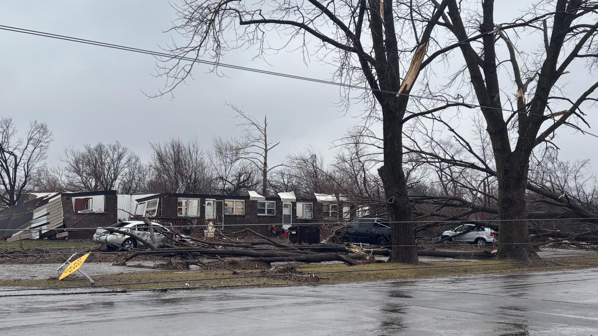 2 dead, 10 injured after tornado touched down in northwestern Indiana ...
