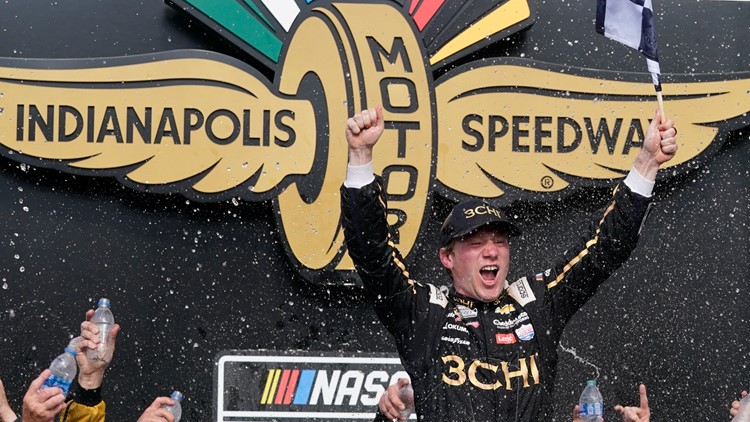 Tyler Reddick wins at Indy to close best month of NASCAR career