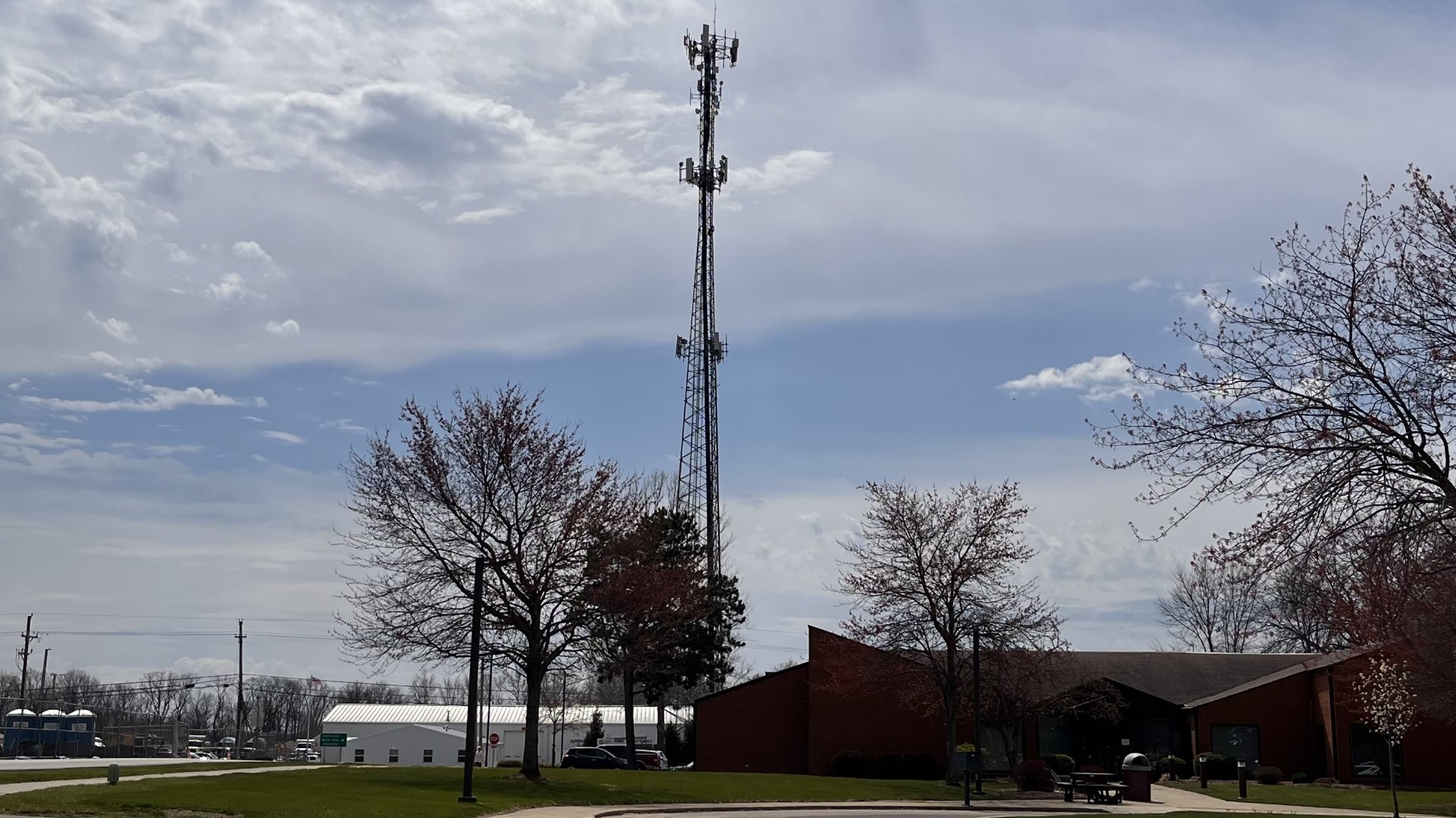 The major wireless carriers say they have been preparing for increased usage on April 8.