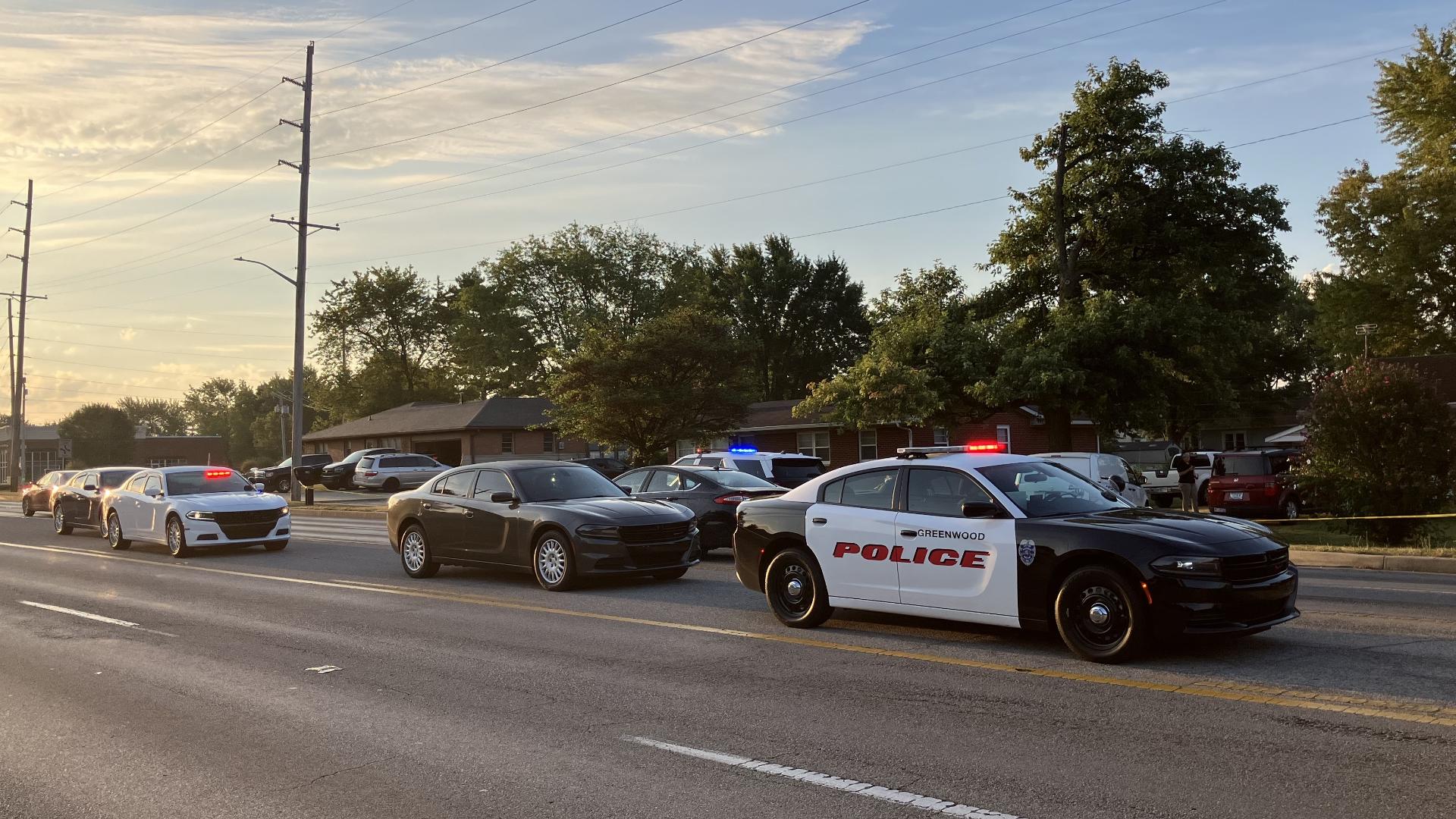 Police: 1 in custody after man injured in Greenwood shooting | wthr.com