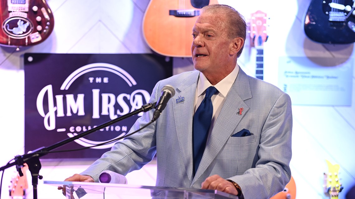 Colts owner Jim Irsay and his band had Lucas Oil Stadium rocking - Stampede  Blue