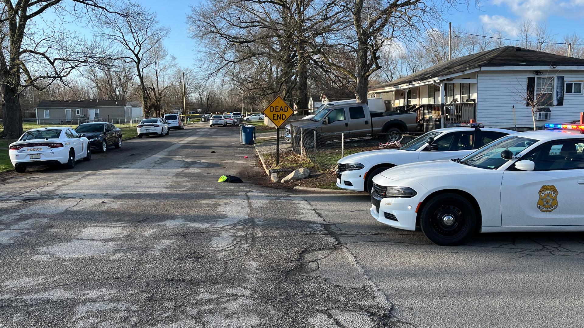 1 dead, 1 critical after east Indy double shooting during disturbance ...