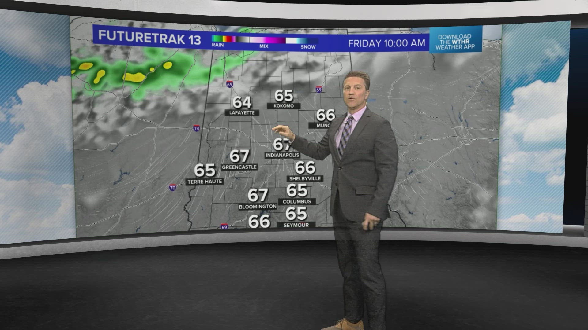 13News meteorologist Sean Ash recaps a warm day in central Indiana and previews when temperatures will cool down.