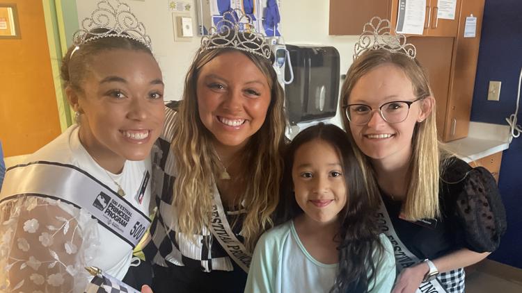 Kids at Peyton Manning Children's Hospital get visit from 500 Festival princesses