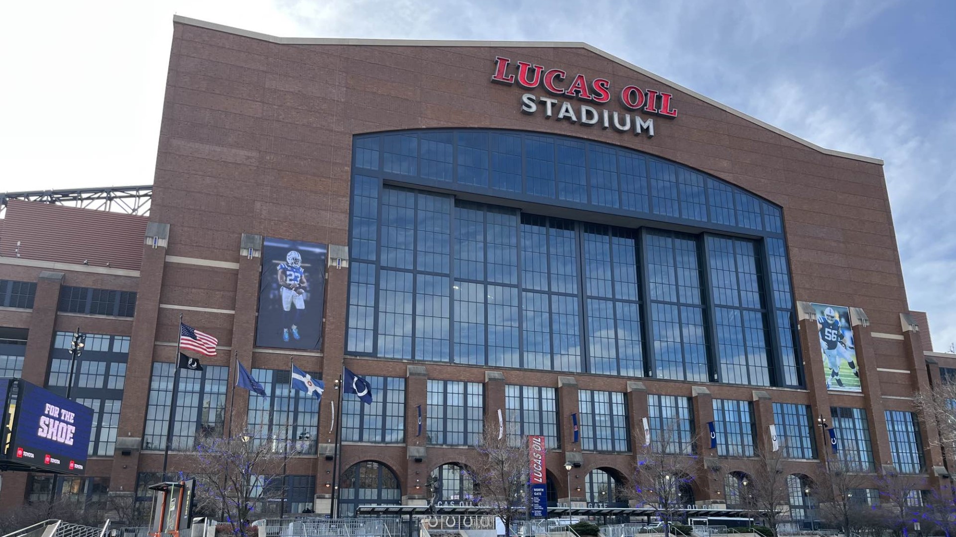 Lucas Oil Stadium roof to be closed for Colts vs. Broncos | wthr.com