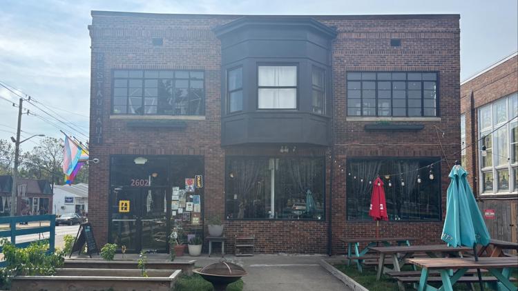 'It was just impossible to get here' | Parkside Public House to close, owner blames city construction