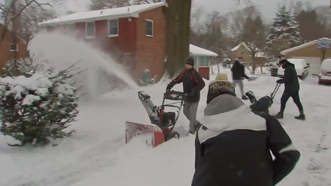 Pennsylvania coach cancels workout, asks team to shovel snow