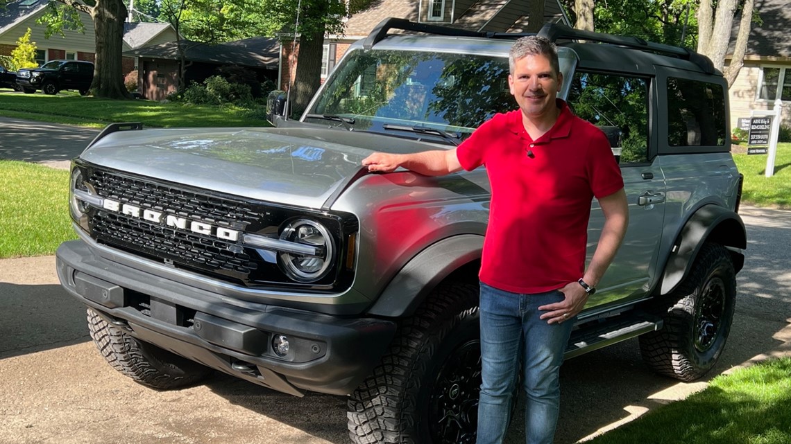 2022 Ford Bronco plants a big foot despite gas prices