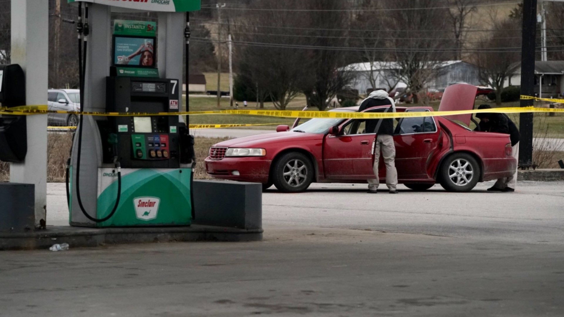 2 officers shot in Mitchell, Indiana Sunday morning | wthr.com