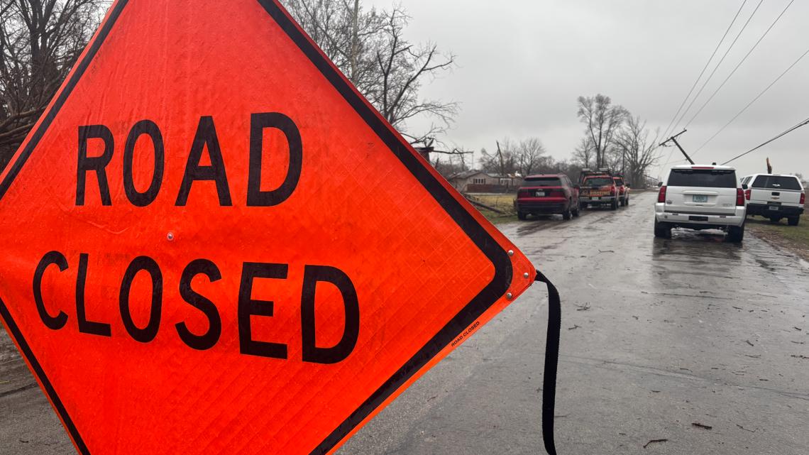 2 dead, 10 injured after tornado touched down in northwestern Indiana ...