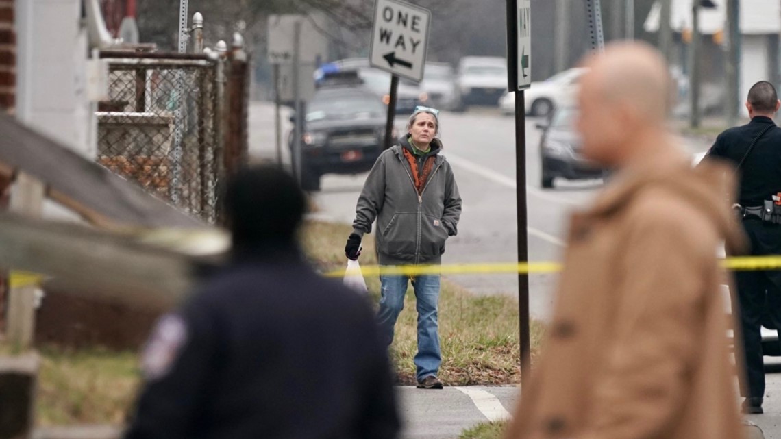 PHOTOS Police investigate homicide near Michigan and Dequincy streets
