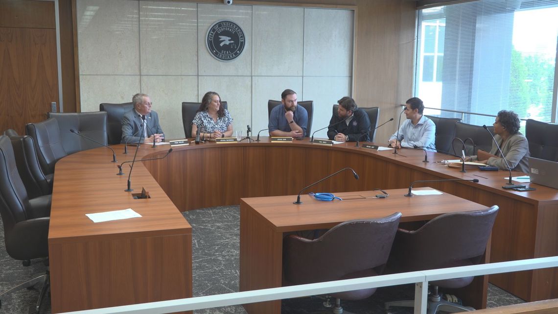 Committee advances proposal to keep councilors' addresses private