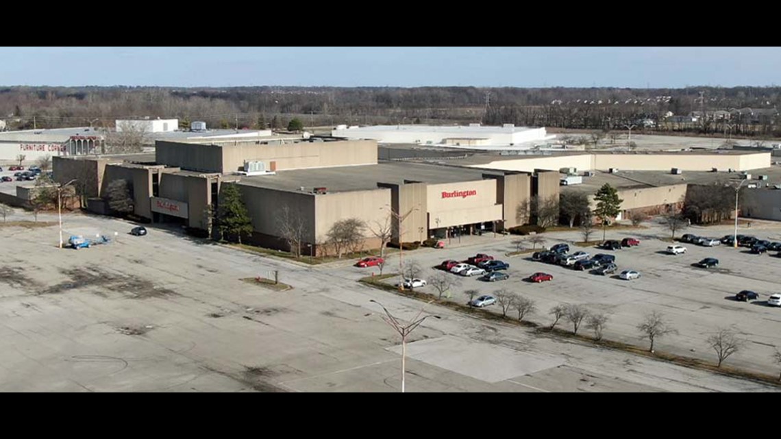 Washington Square Mall manager says fountain is just being repaired