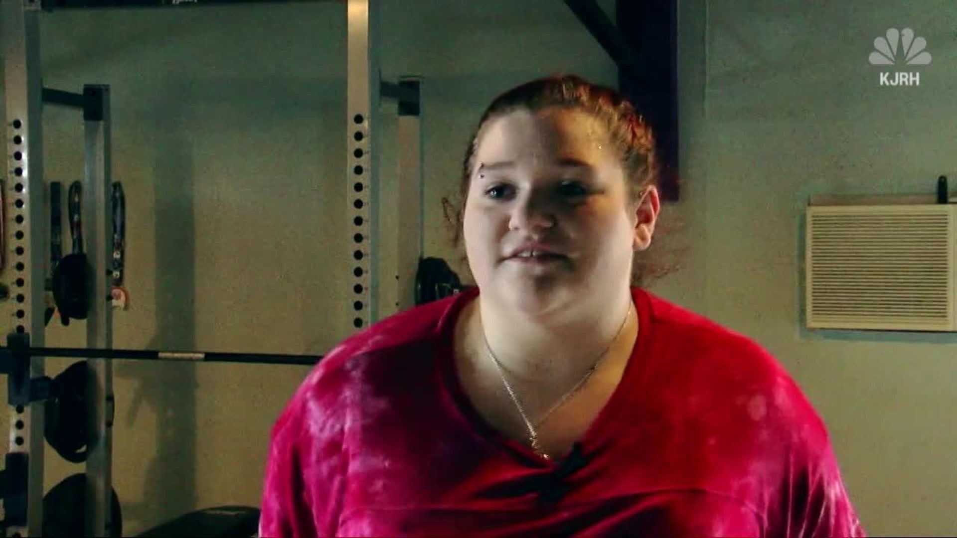 Ozarks teenage girl setting world powerlifting records