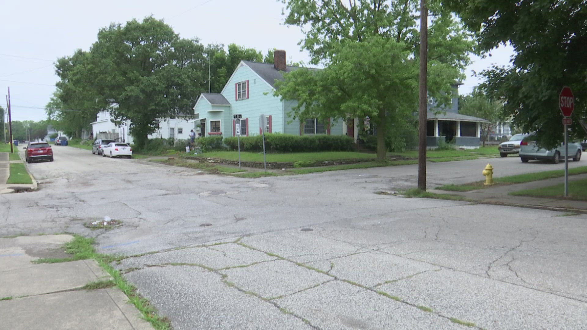 Police say officers saw a suspect shoot at a pedestrian from a white SUV. After an officer fired shots at the suspect, the suspect ran from police.