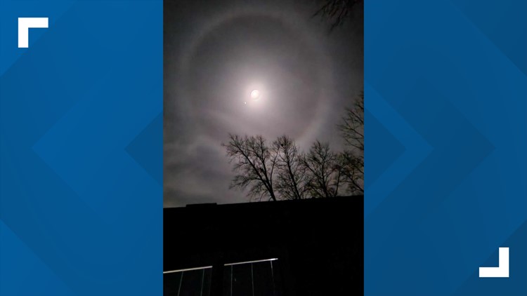 Yes, 'halo' around sun or moon forebodes inclement weather