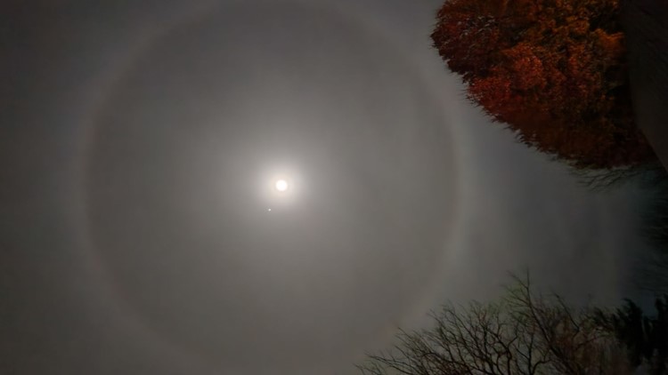 What It Means If You See A Ring Around The Moon