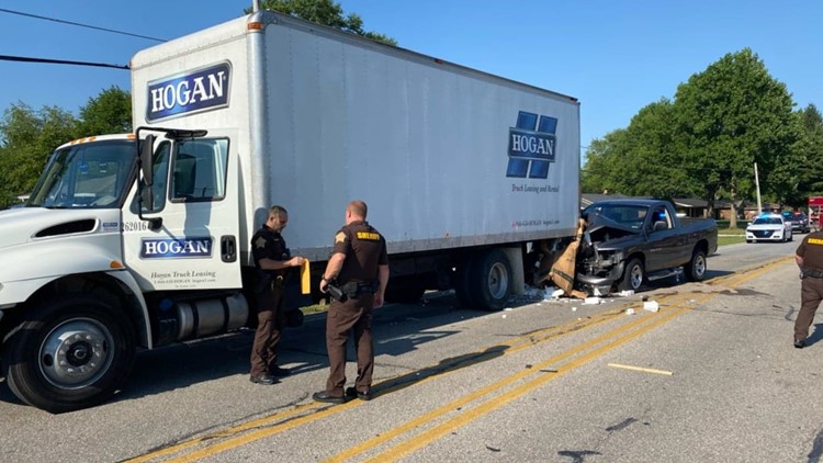 Greenwood crash: 16-year-old dead, teen injured in Greenwood car crash