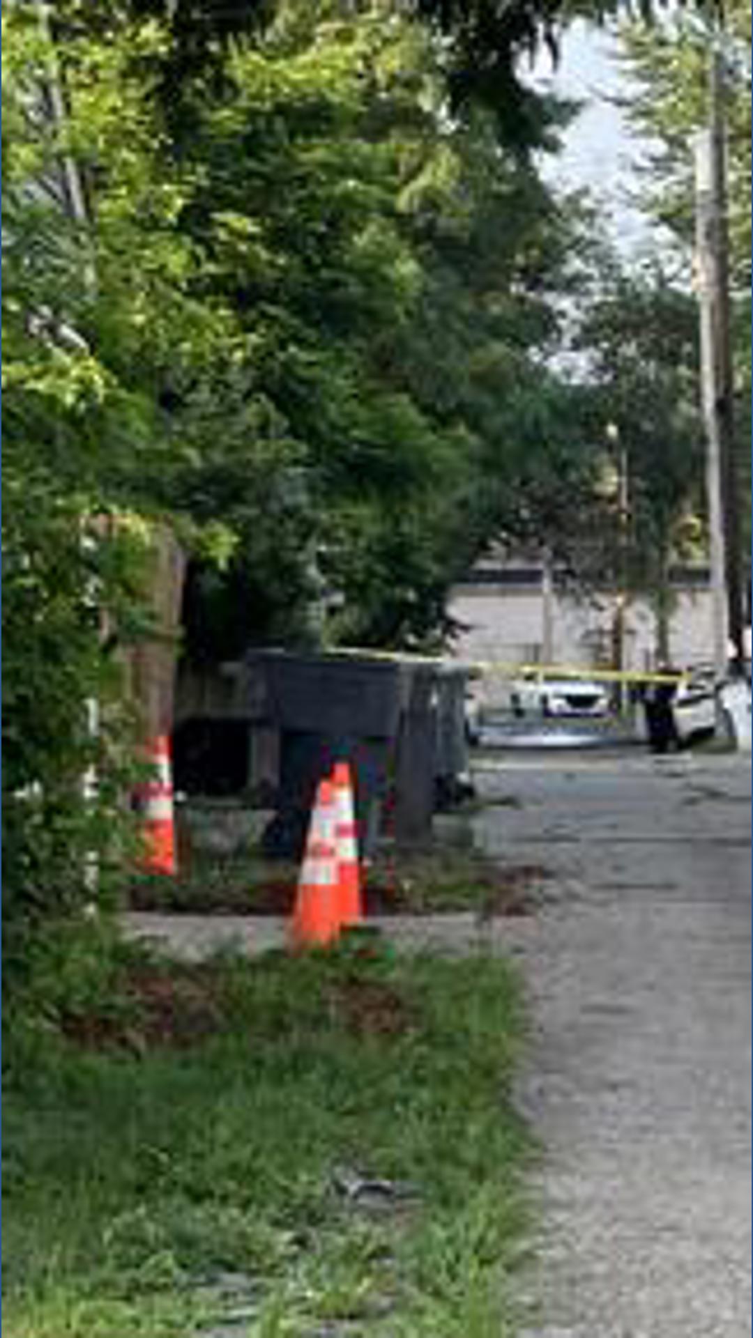 1 dead, 1 critically injured in shooting on Indianapolis' near east ...