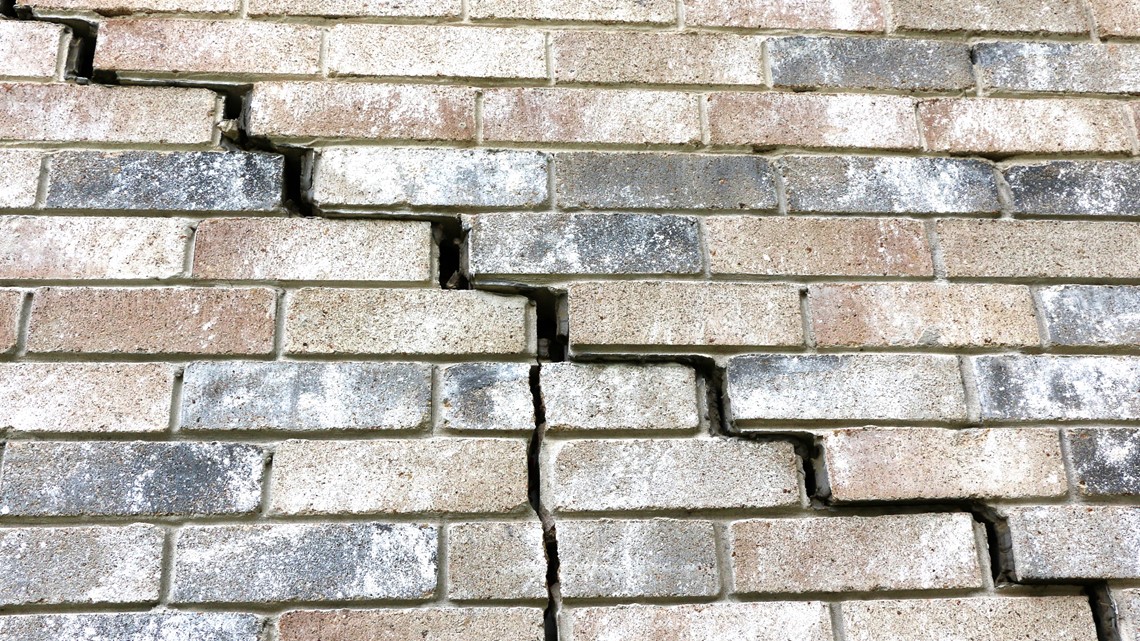 Dry summer causing home foundation problems - Vimarsana News