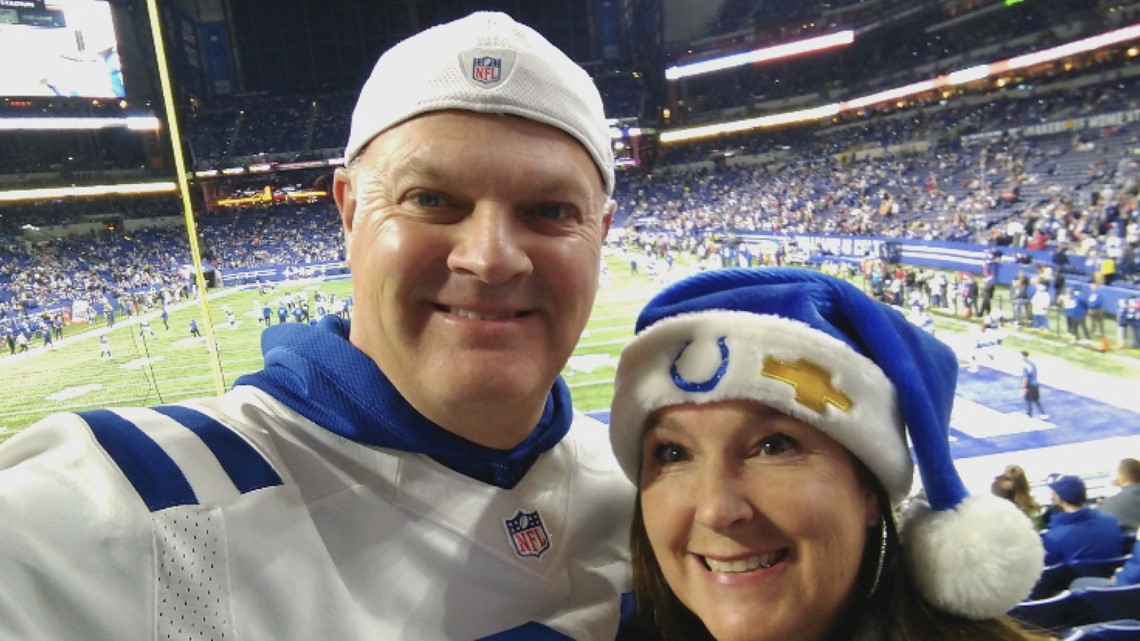 Longtime Colts fan wins Jim Irsay's Super Bowl tickets