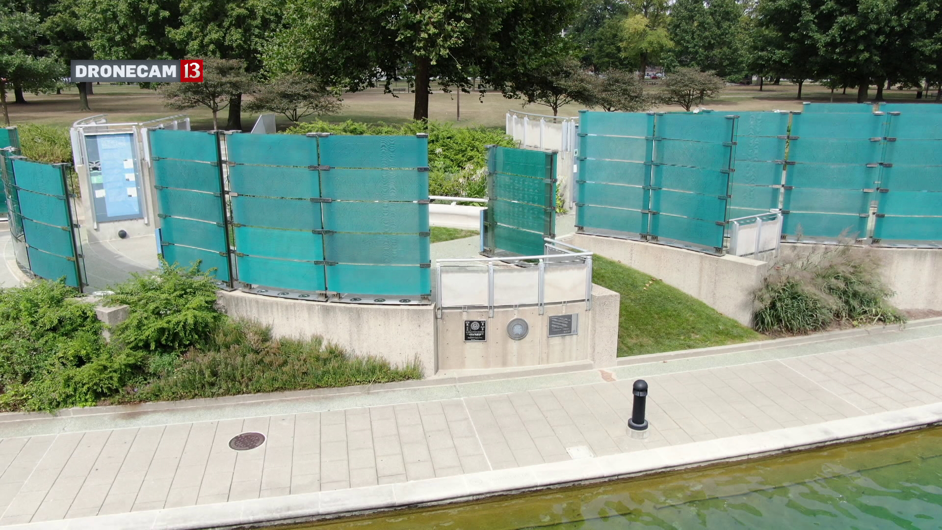 In 1999, Indy unveiled the Medal of Honor Memorial along the canal. The dedication ceremony featured a flyover and speeches from veterans.