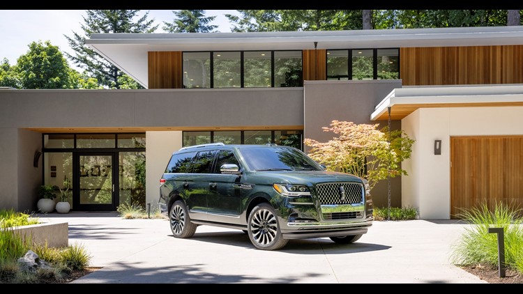 AUTO CASEY: Ford Expedition, Lincoln Navigator offer full-size family luxury