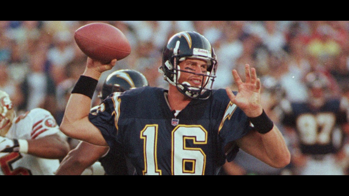 Ryan Leaf vs Peyton Manning: Jim Irsay urged to pick Leaf in '98 - Sports  Illustrated