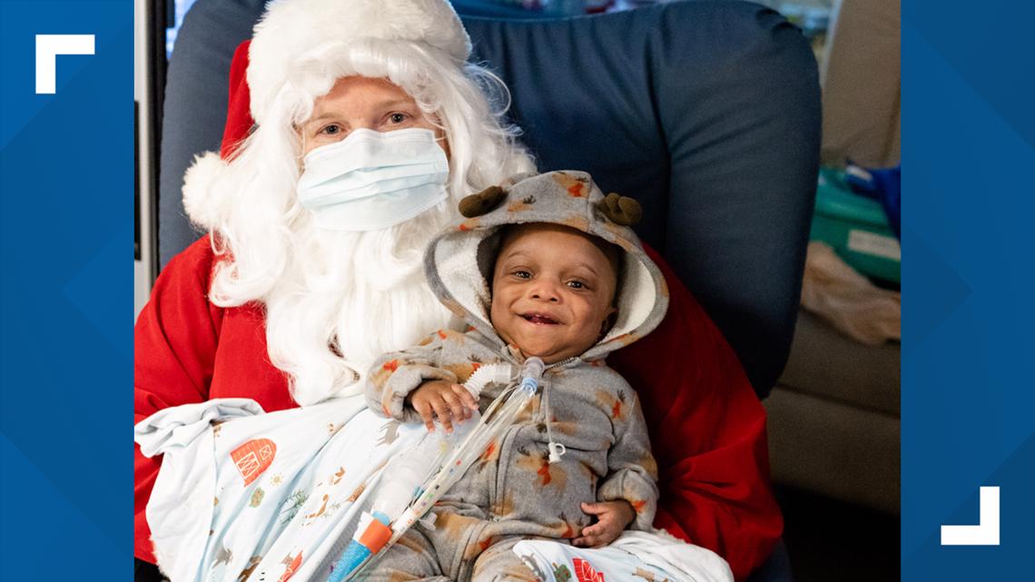 Santa visits NICU babies at Peyton Manning Children's Hospital - Vimarsana News