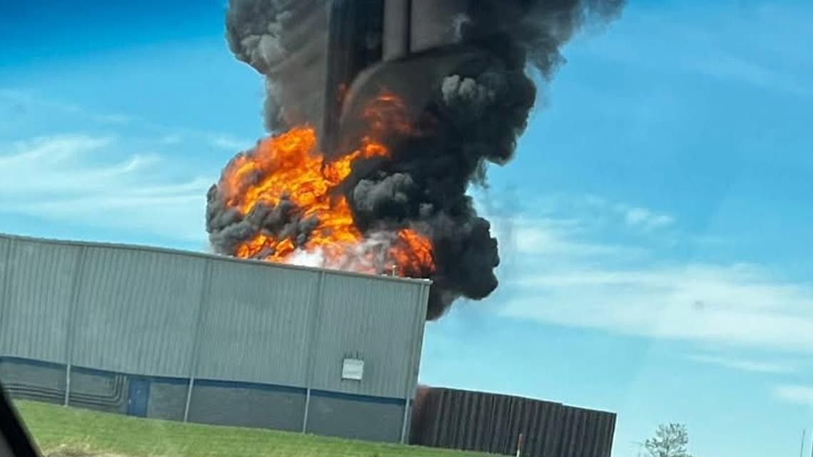 Plastic pallets ignite, sparking large fire at Winchester business