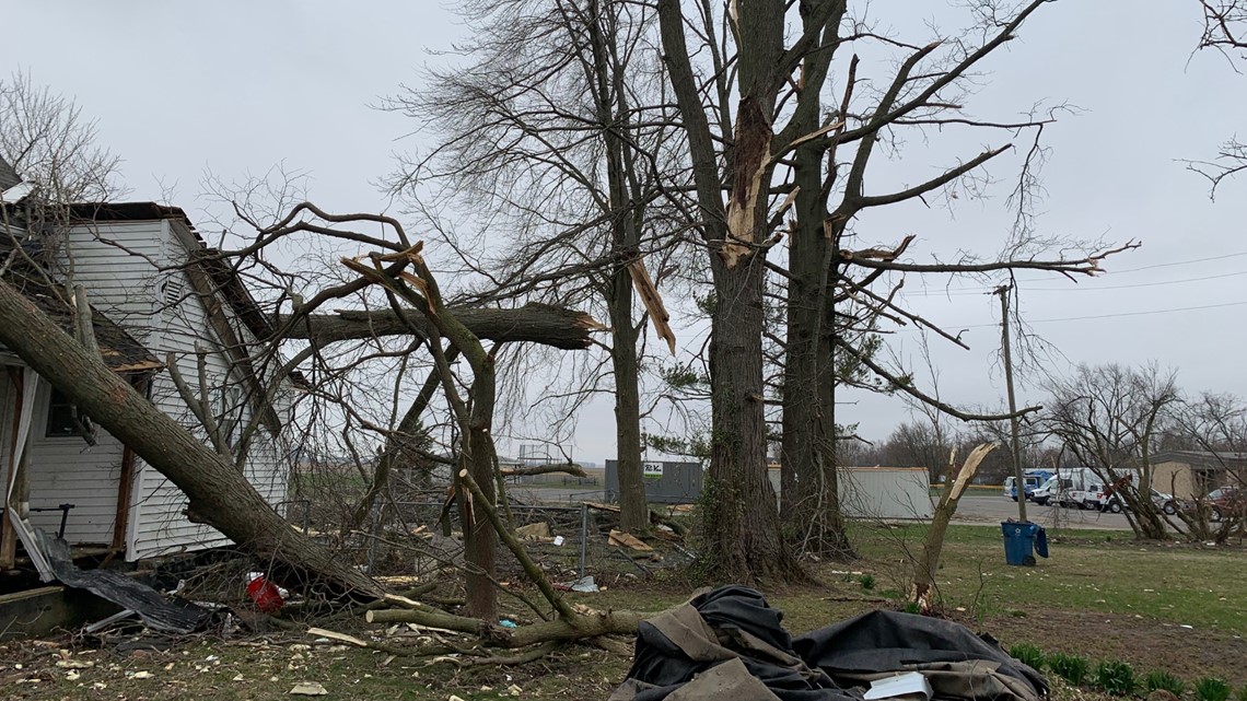PHOTOS Crews clean up tornadoravaged Swayzee, Indiana