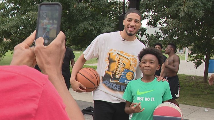 Pacers' Mathurin, Haliburton surprise players on Indy Parks courts