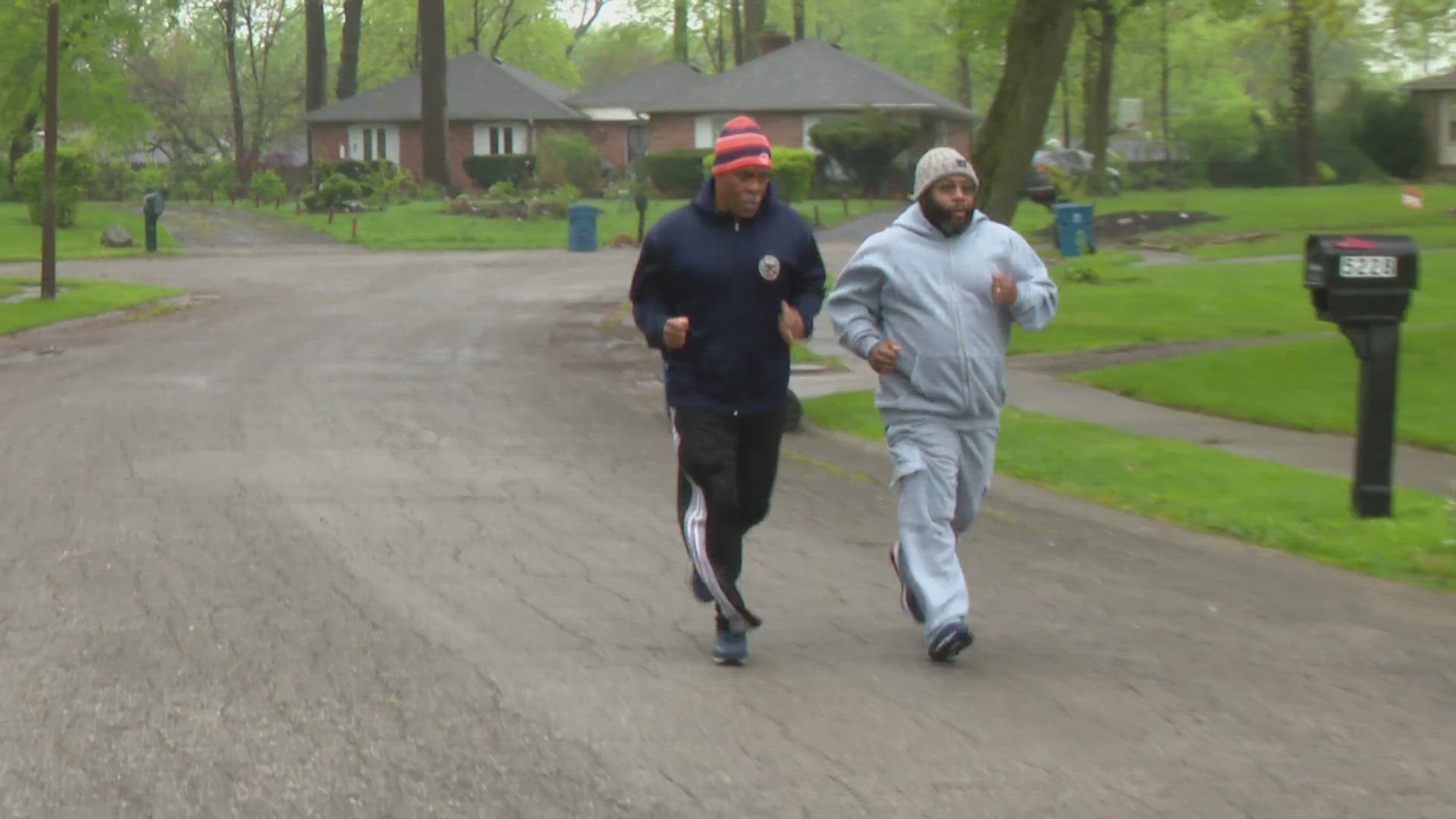 Tens of thousands of runners are gearing up to be at the starting line Saturday morning.