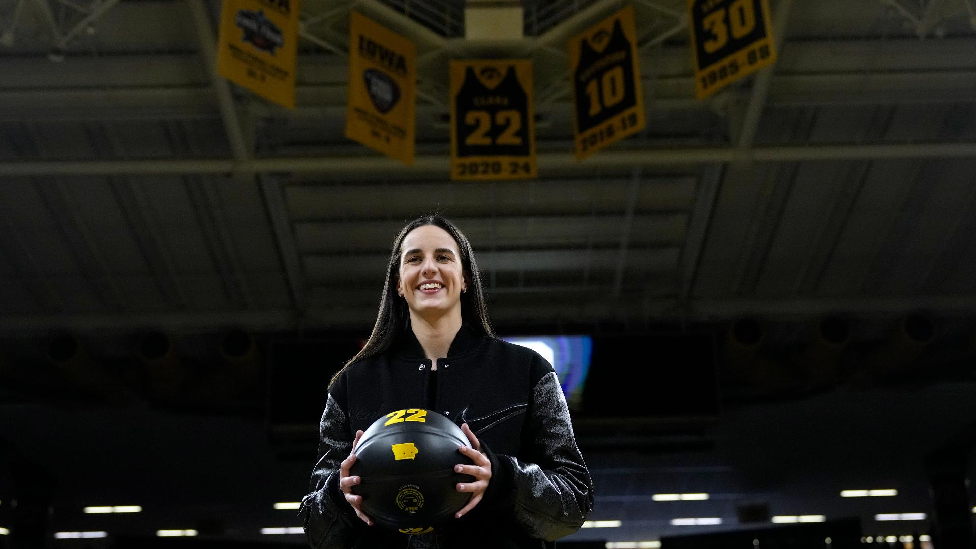 Iowa honors Caitlin Clark by retiring her number and hanging it in the rafters