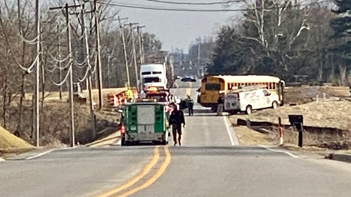 Plainfield student dies from crash involving Avon school bus - Vimarsana News