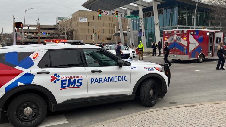 Suspected mass overdose shuts down Washington and Alabama streets in downtown Indianapolis