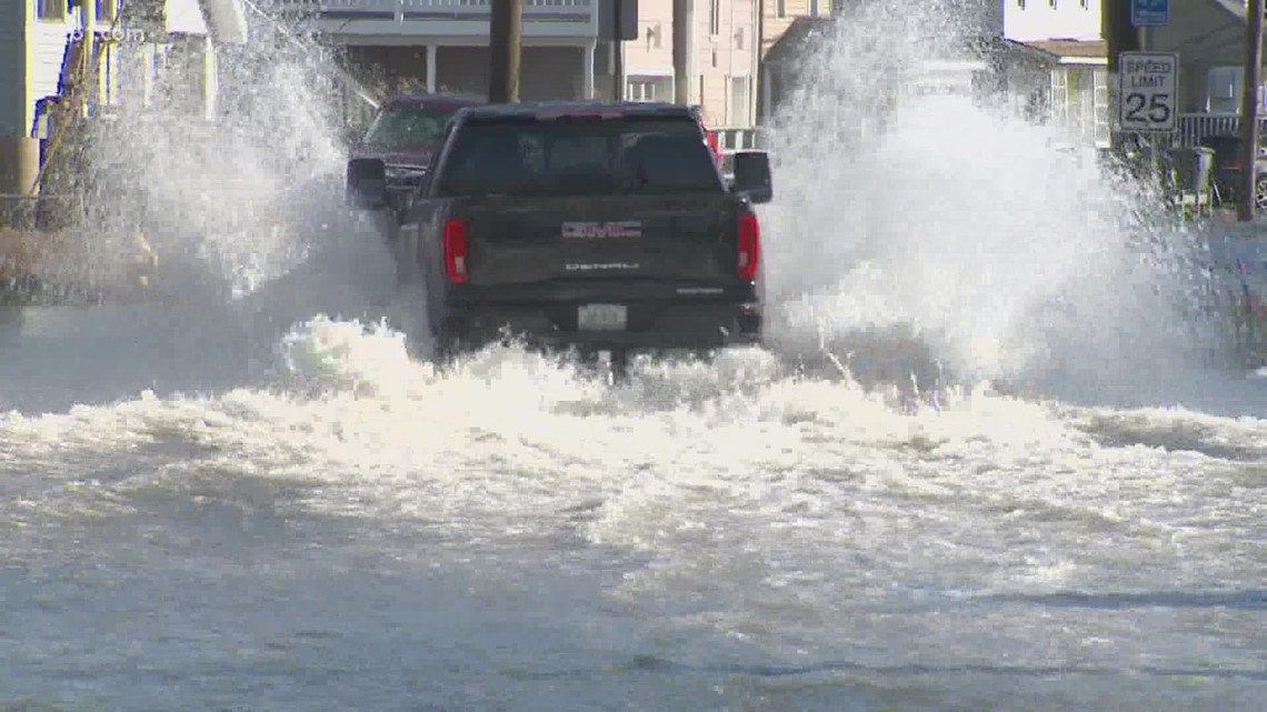 Flooding takes over Milford shoreline neighborhoods | fox61.com