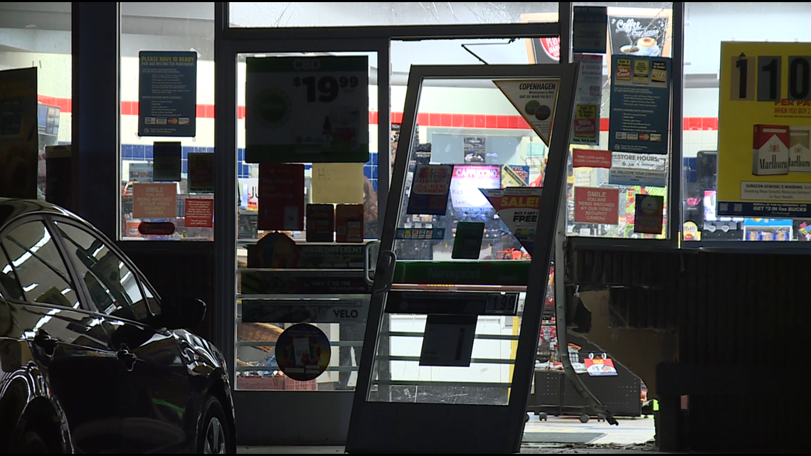 Windsor Locks PD investigate after vehicle crashes into Valero gas