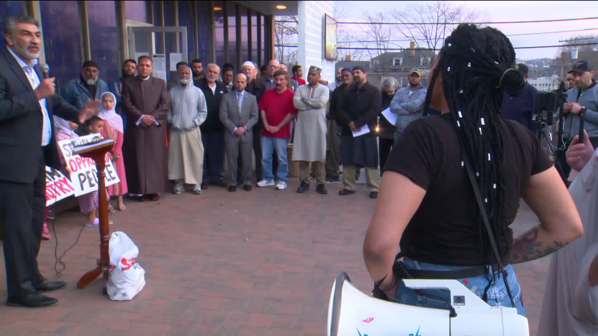 Waterbury community gathers to fight against islamophobia