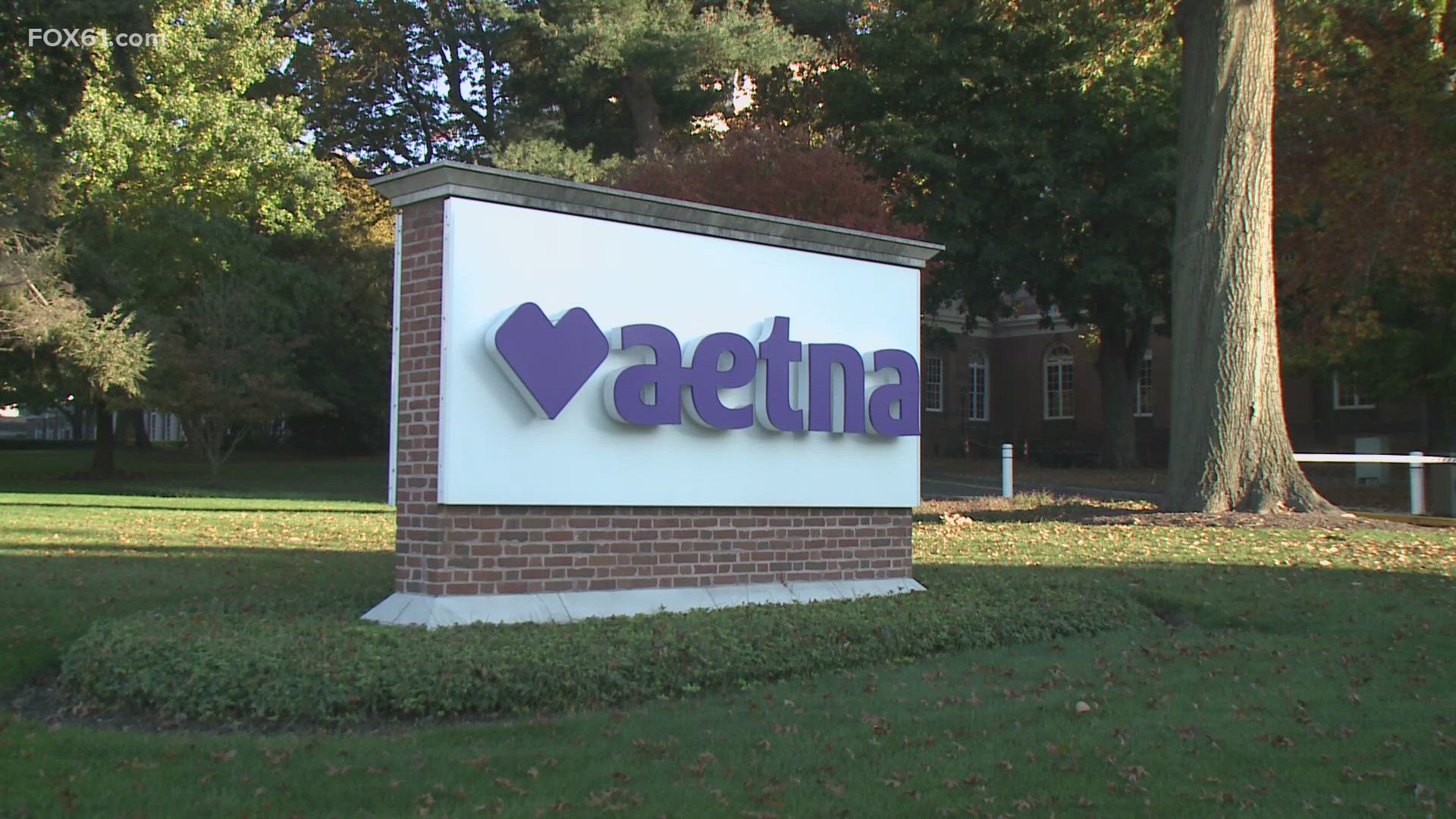 The company will lay off a total of 416 employees from Aetna over a 14-day period between Dec. 8-21.