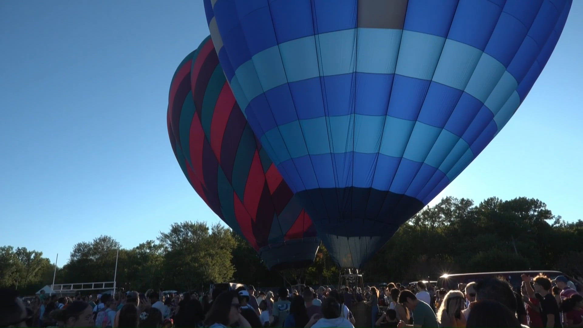 Hot air balloons take flight at 39th annual Plainville Fire Company festival