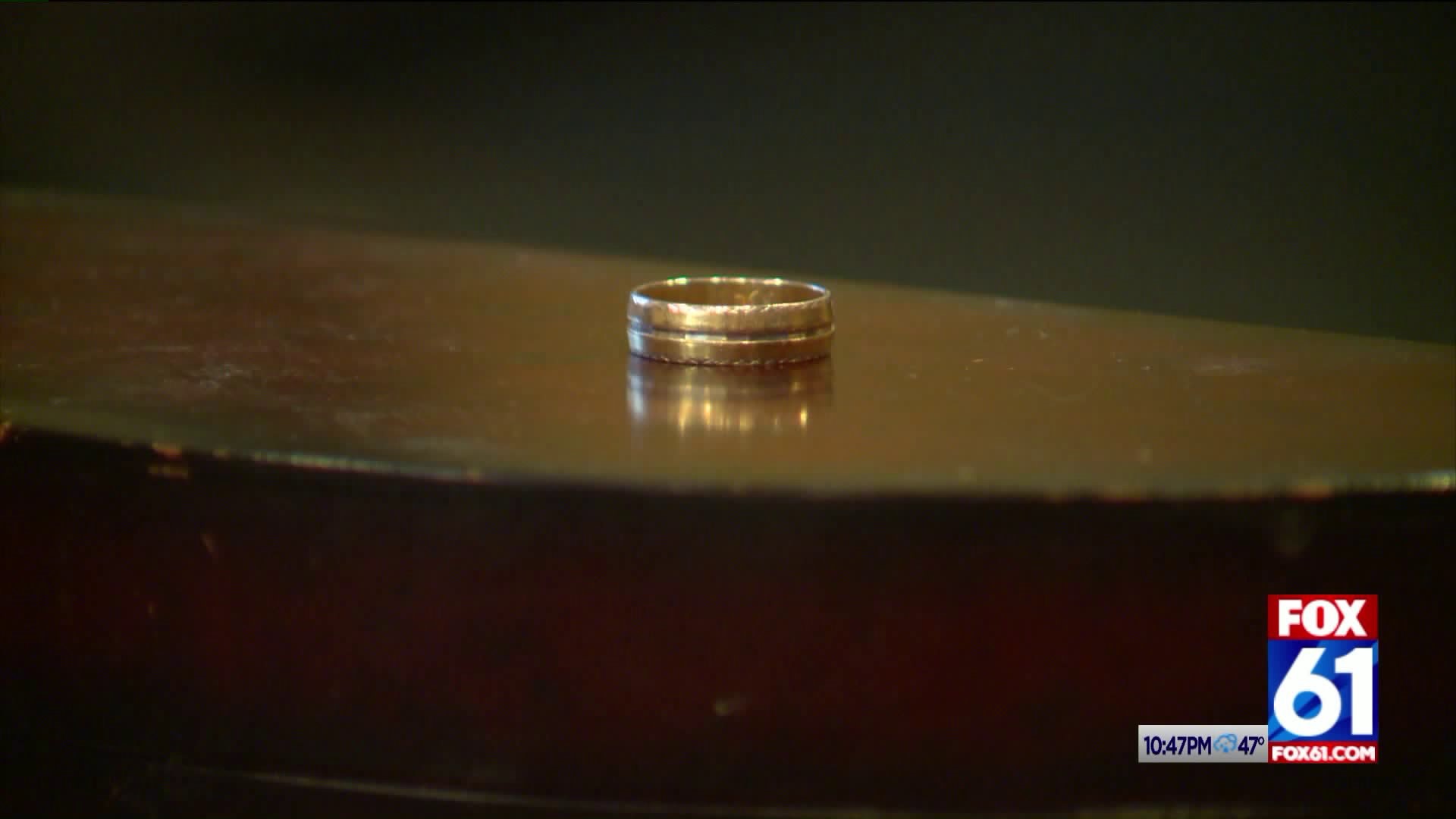 cindy's wedding ring