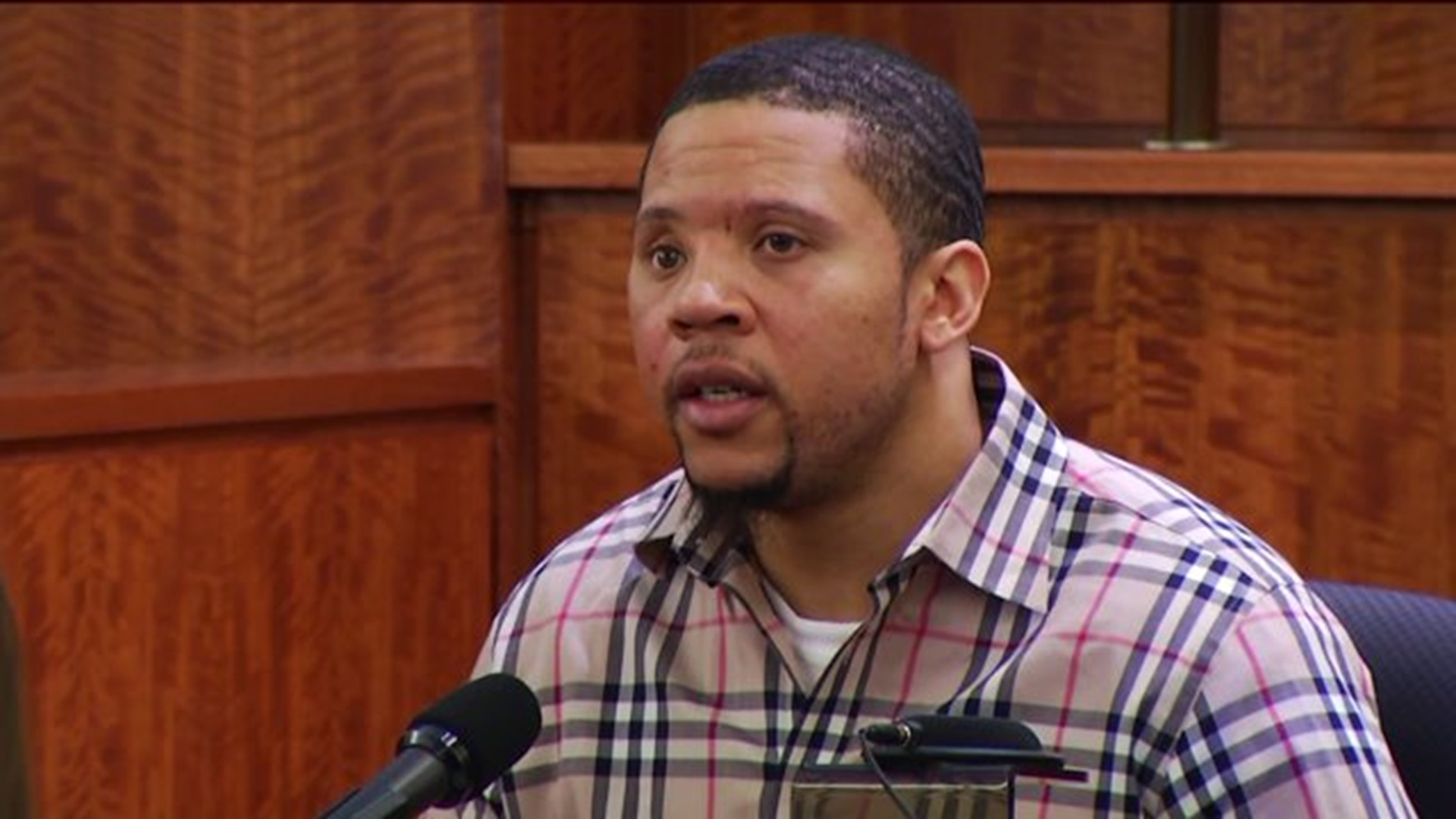 One of Hernandez`s old friends testifies in his murder trial