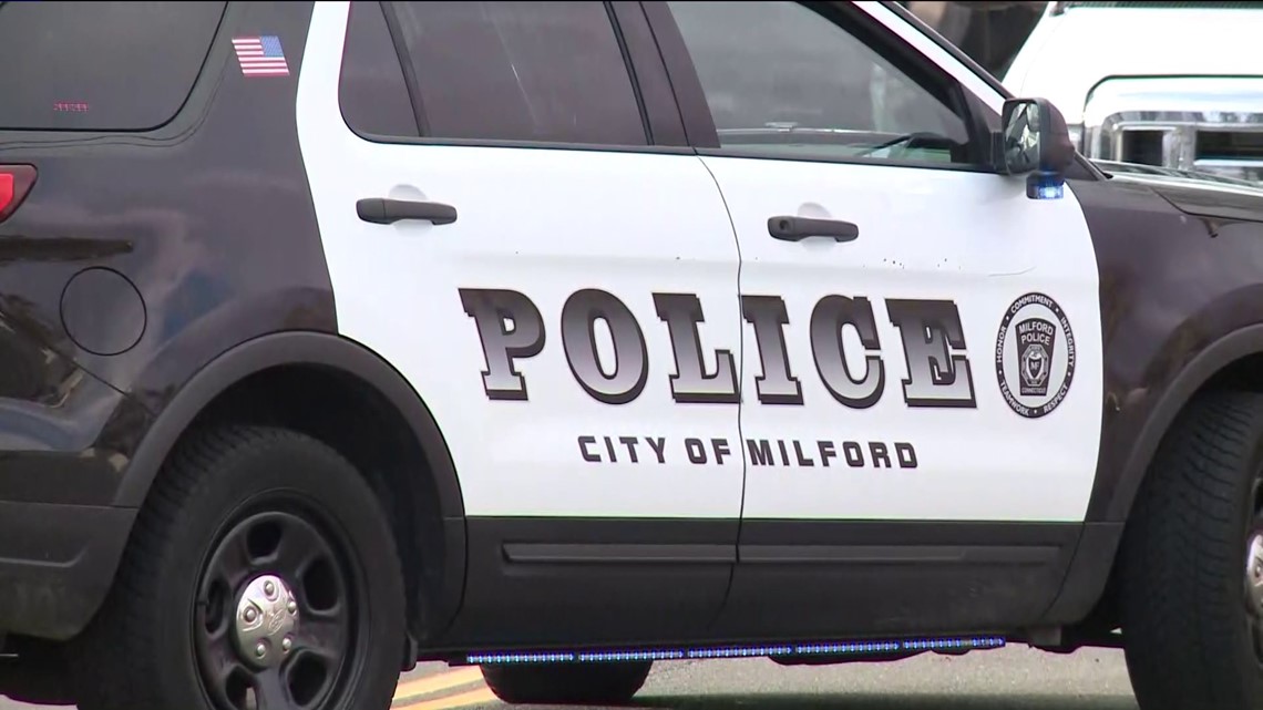 Milford police investigating after toddler seen wandering near highway - Vimarsana News
