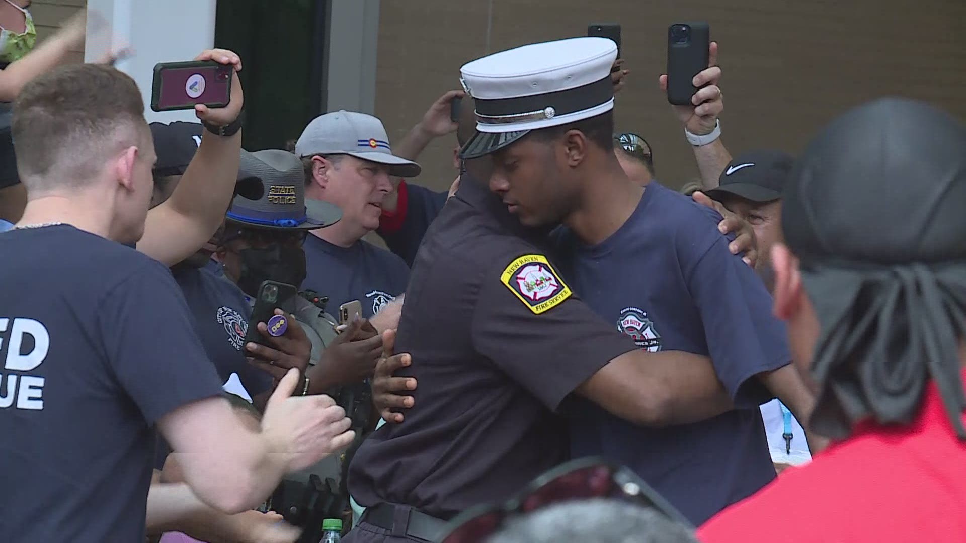 Lt. Samod Rankins spent nearly two weeks in the burn unit at Bridgeport Hospital. He was greeted by dozens of family, co-workers, and friends Sunday.